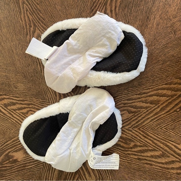 Heated Slippers Size S (9.5"Length) Fluffy White - Picture 3 of 13